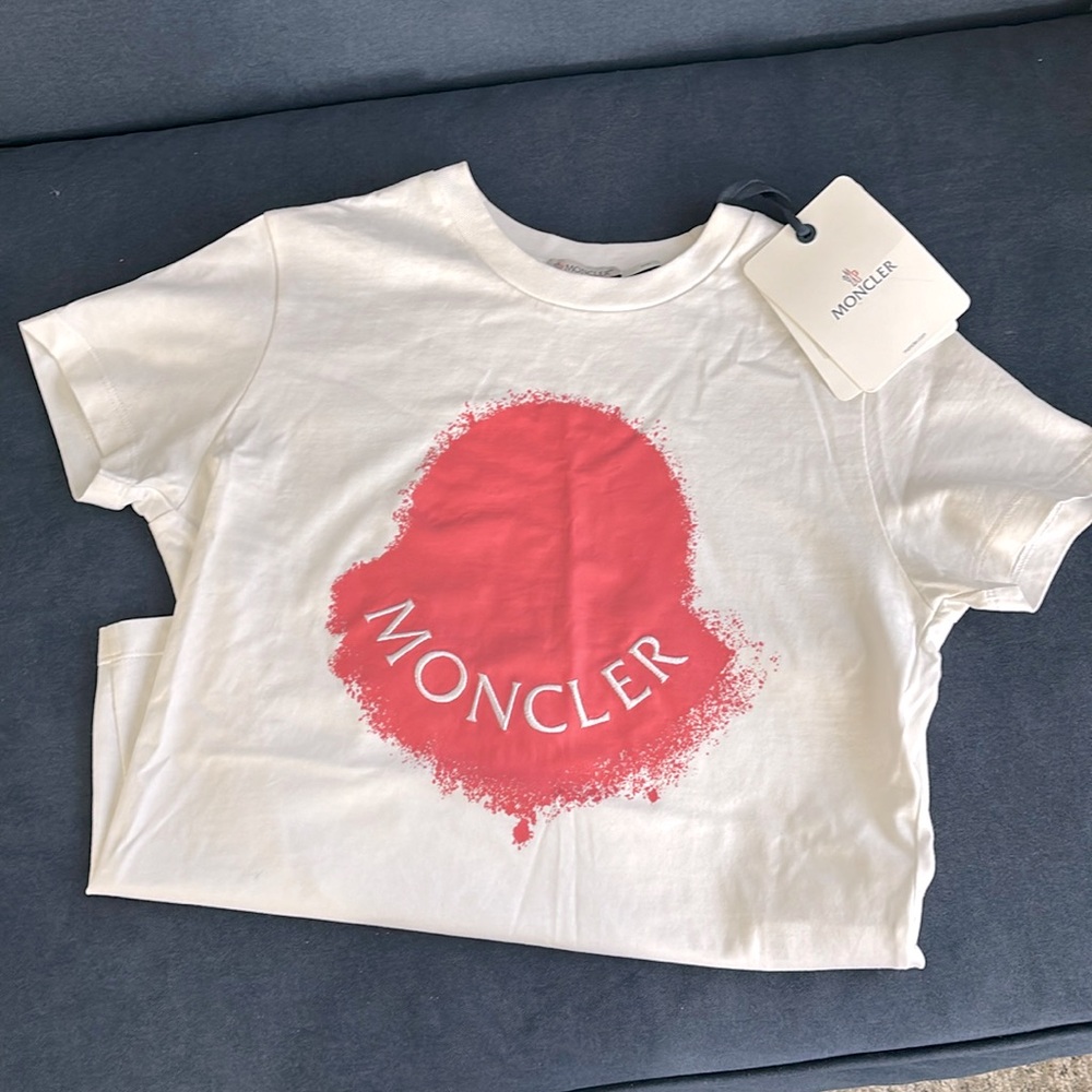 Moncler - BRAND NEW